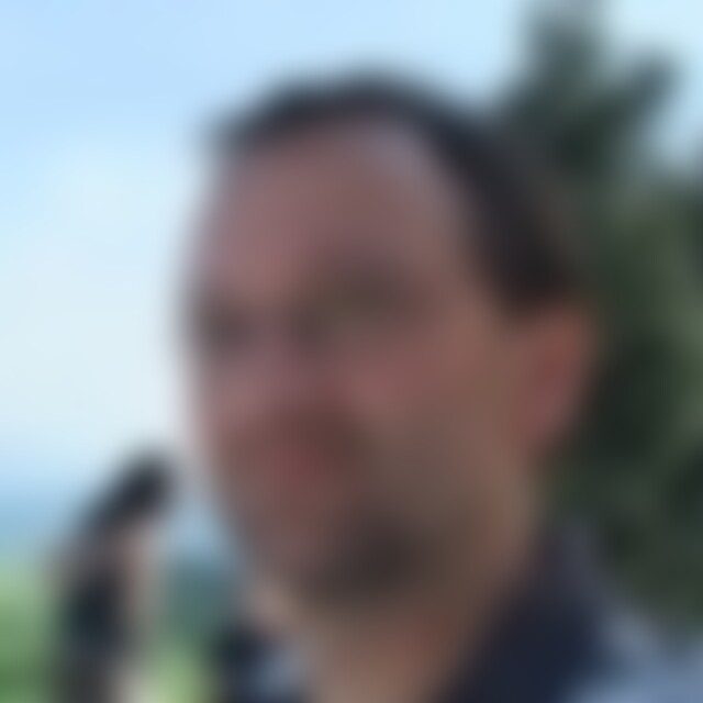 Dein (61) aus Augsburg