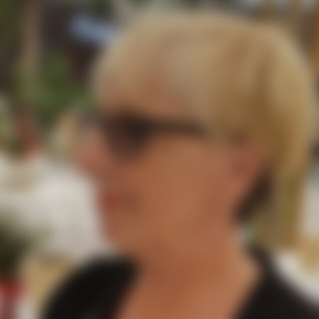 chiaralara (67) aus Winnenden