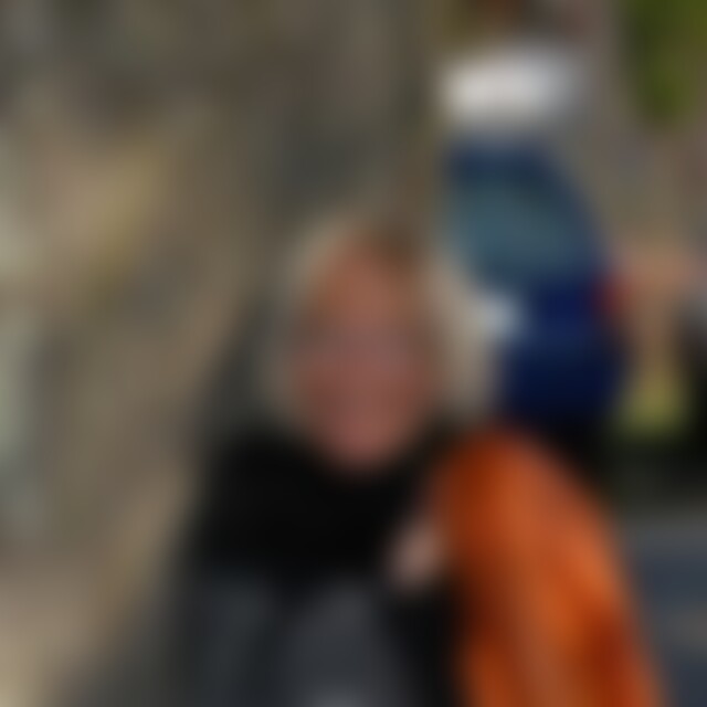 chiaralara (67) aus Winnenden