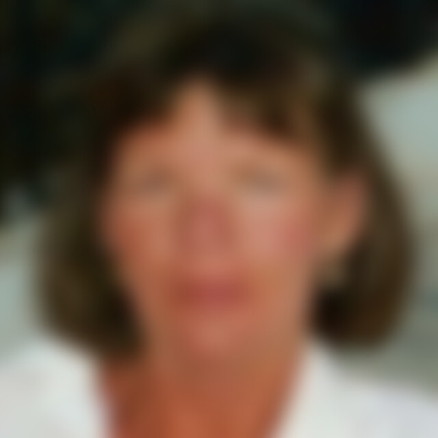 Regina2905 (62) aus Berlin