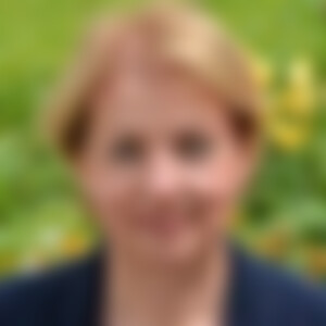 anni1960 (66) aus Graz