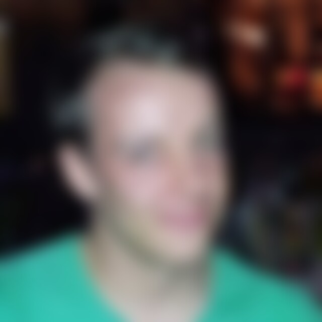 nyquist (40) aus Nähe Stuttgart