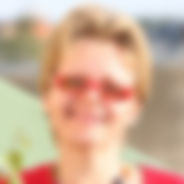 mikaela (56) aus Wien