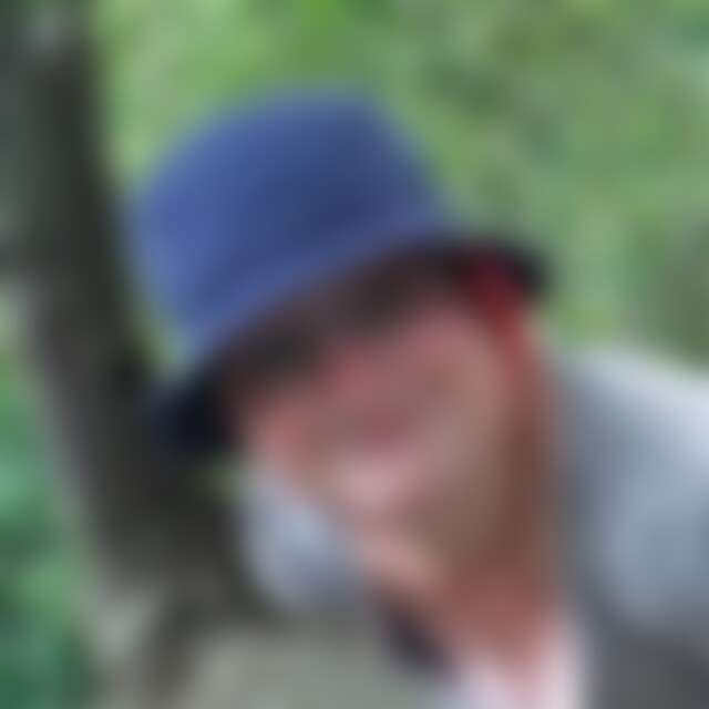 Susanne87 (38) aus Lonsee