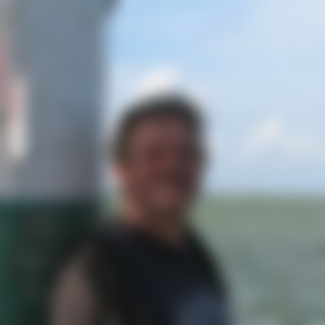 AusZweiterHand (74) aus Rudolstadt