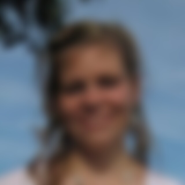 Dine (40) aus Hersbruck