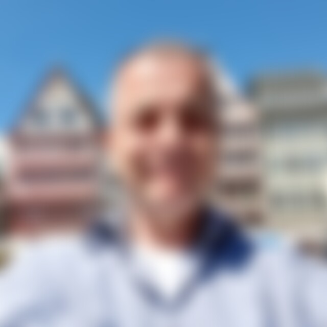 smilelittlebird (64) aus Frankfurt