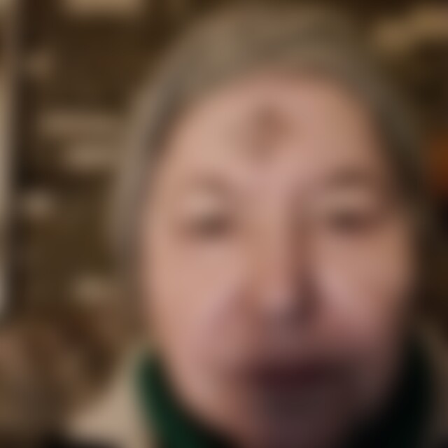 mariquita (77) aus 38