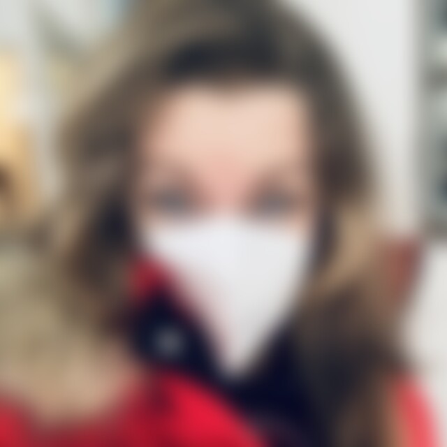 Agula (38) aus München