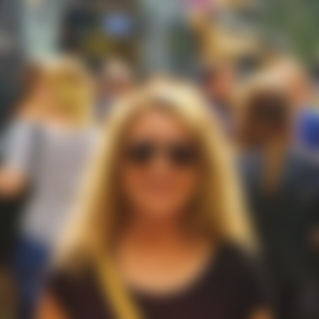 DuftLocke (62) aus Berlin