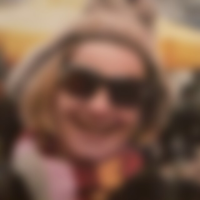 Priya (56) aus Gladenbach