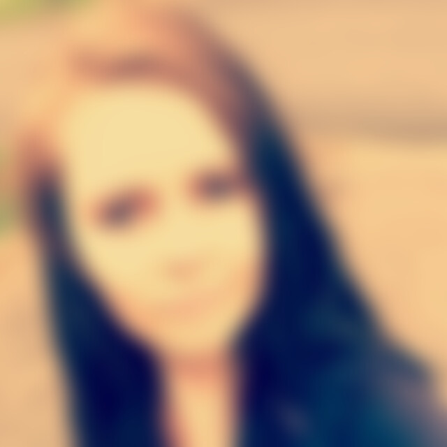 Resili (30) aus Neukirchen-Vluyn