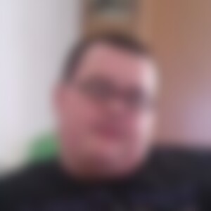 deni24m (36) aus Hamburg