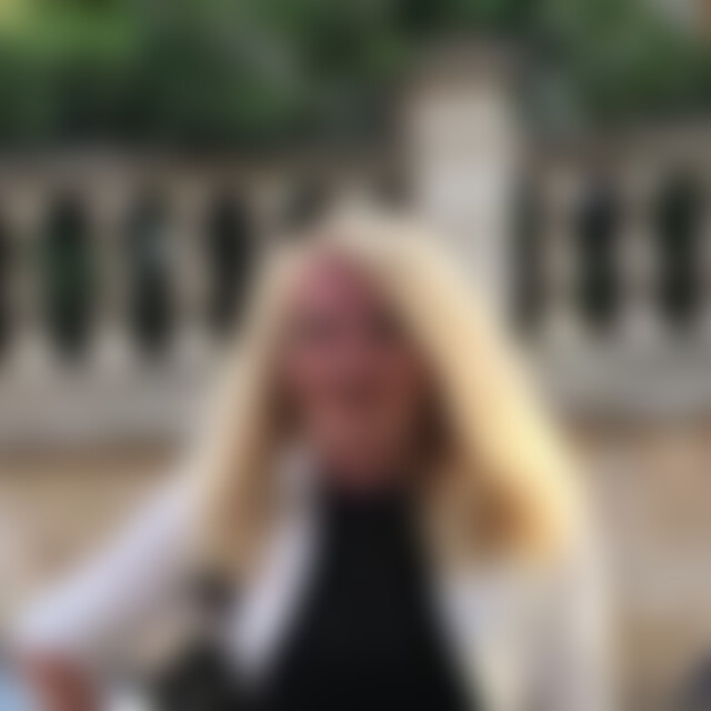 Rohanacari (71) aus Köln