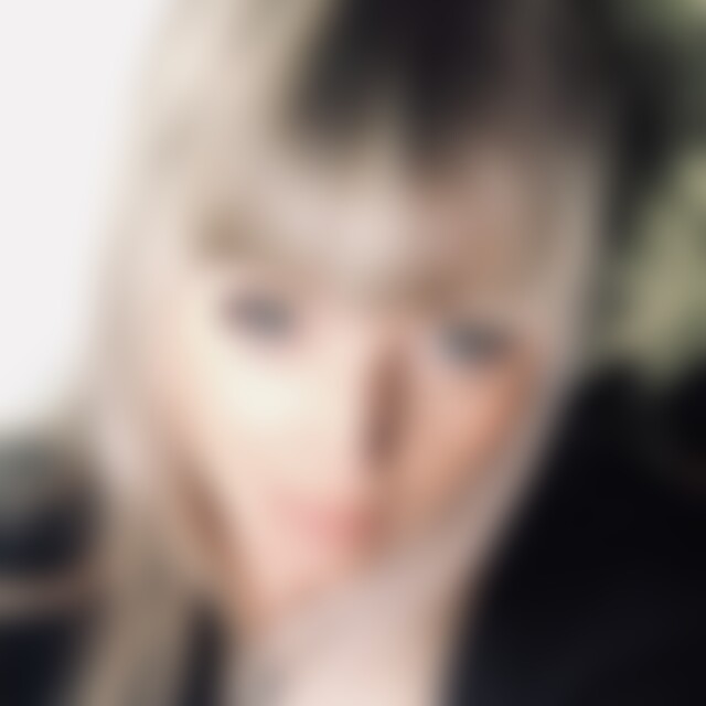 Vicky86 (40) aus Su-Ro