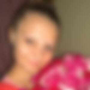 Bumbulishka (40) aus Dresden