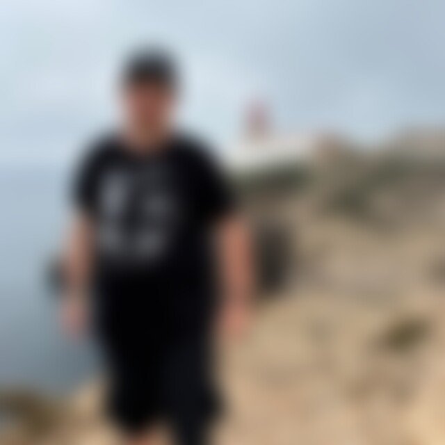 Monchichi93 (32) aus Limbach-Oberfohna