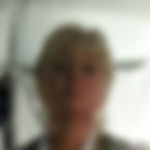 annamyake (76) aus Friedrichsdorf