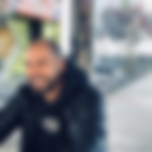 Johnny23 (40) aus Berlin