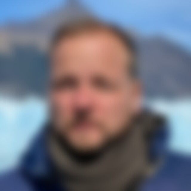 Dennisf87 (38) aus Reichenau