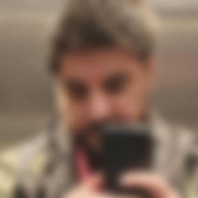 SimonPhinix (40) aus Paderborn