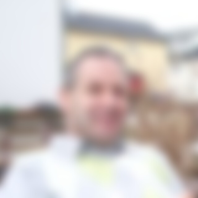 Lopez (57) aus Leutenbach