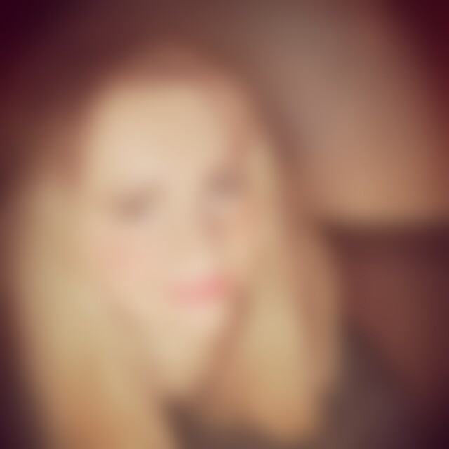 Yulia (46) aus Berlin