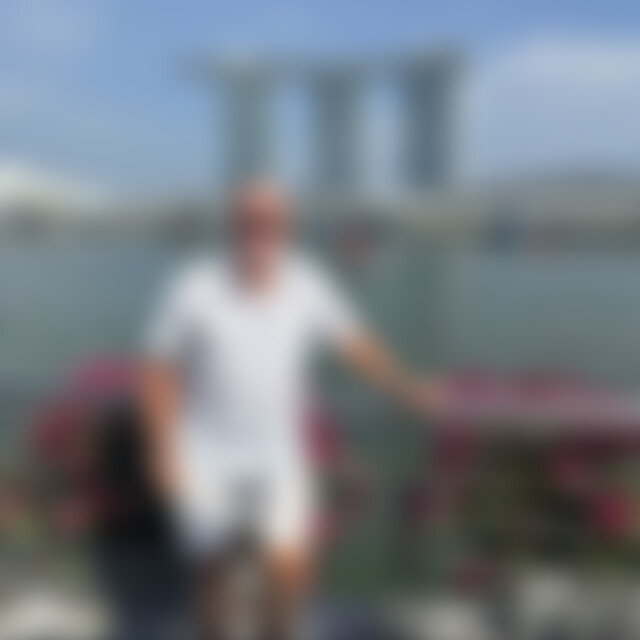 manoto (61) aus Hamburg