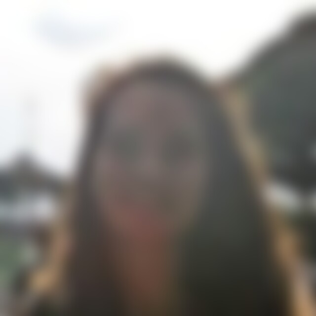 Giuli90 (35) aus Pforzheim