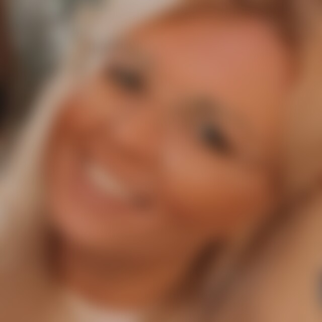 Lara0210 (38) aus Koblenz