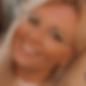 Lara0210 (38) aus Koblenz