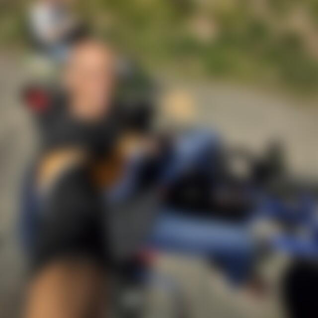 WeisKeinen (52) aus Nähe Asbach