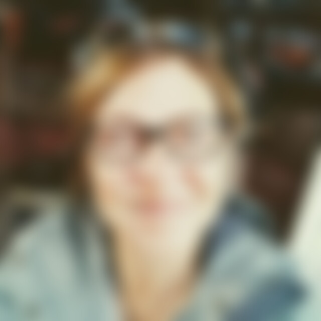 Bezeba (60) aus Berlin