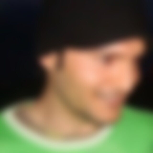 Reza777 (46) aus Mannheim