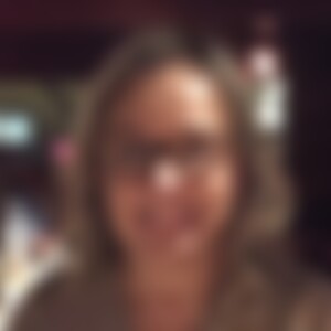Betty87 (61) aus Hannover