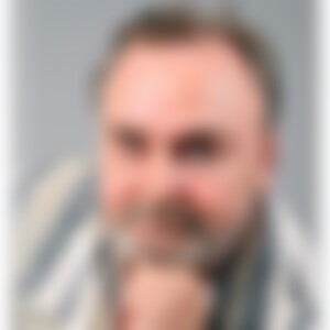 lestard (68) aus Haan