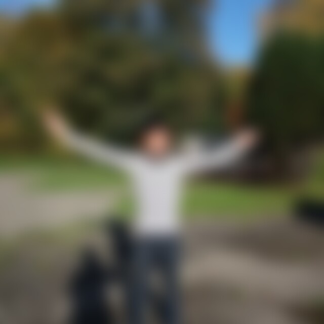 friedensvoll (70) aus Siegen