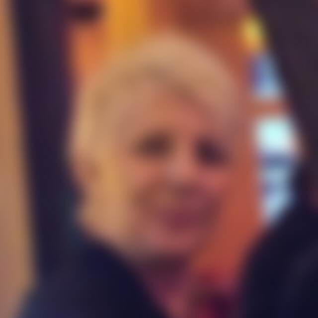 Biggi5 (67) aus Wiesbaden