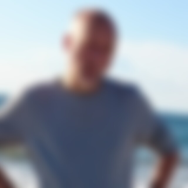 Surfan (64) aus Rostock