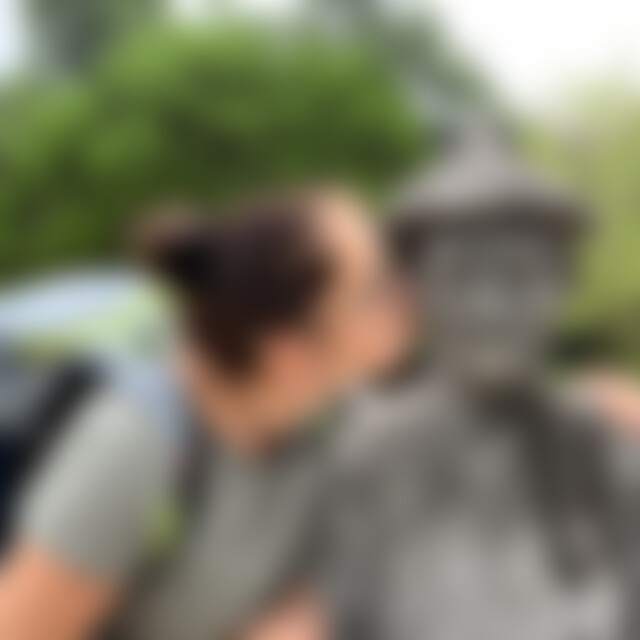 Nepaltante (46) aus Karlsruhe
