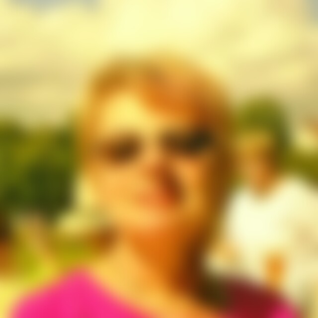 Udette (73) aus Berlin