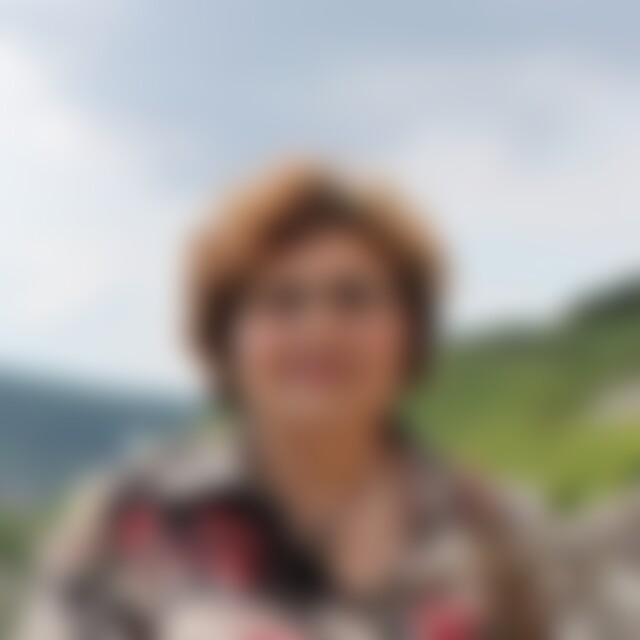 Rosenliebhaberin1 (71) aus Bad Mergentheim