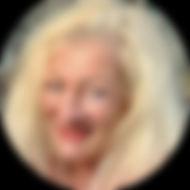 Birgit16 (63) aus Freiburg