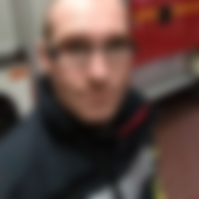 Andreaskfg (43) aus Kaufungen