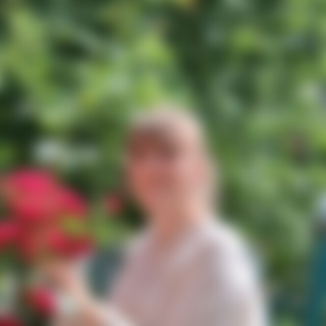 Yuli (45) aus Stade