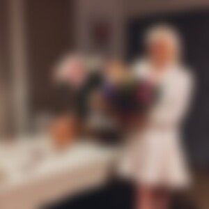 Angela7 (55) aus Essen