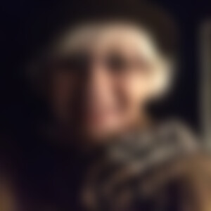 Rosenverschenkende (84) aus Stade