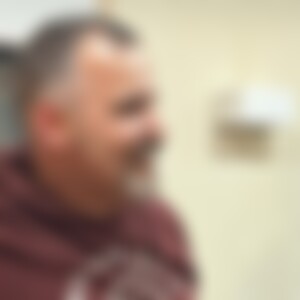 Srecko79 (47) aus Neuhausen