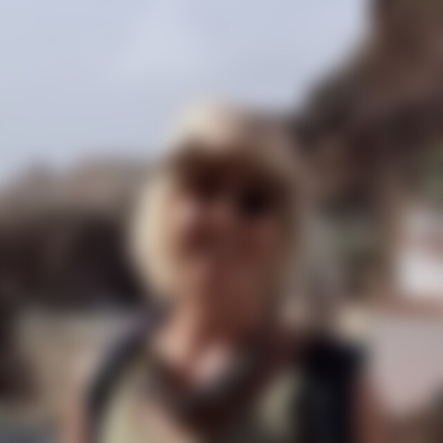 ganariwi (66) aus Berlin