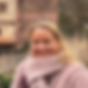 Lilly85 (57) aus Hiddenhausen